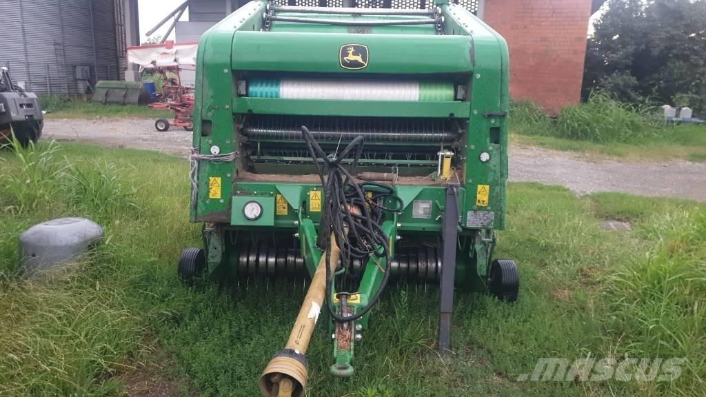 John Deere F 450 Lisy na okrúhle balíky