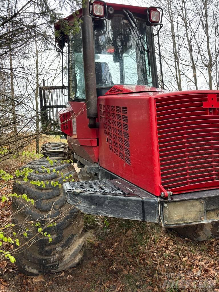 Komatsu 840.4 Lesné traktory