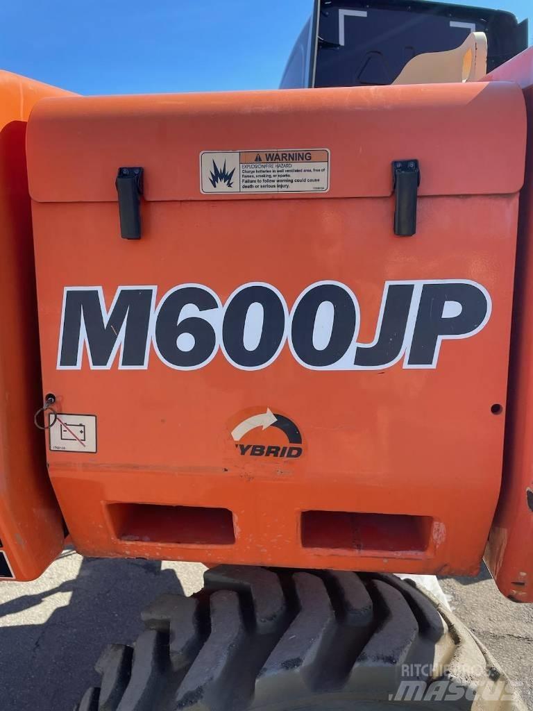 JLG M-600-JP Kĺbové plošiny
