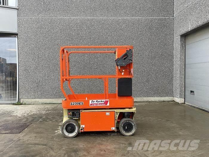 JLG 1230ES Nožnicové zdvíhacie plošiny