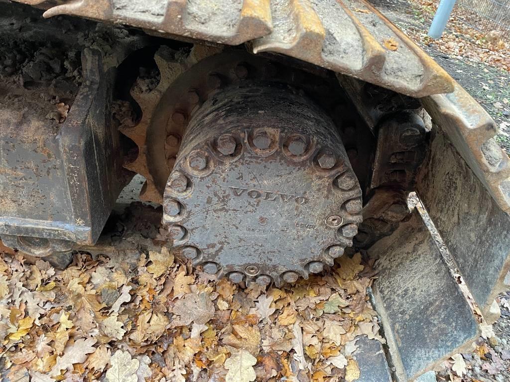 Volvo EC 300 D L Pásové rýpadlá