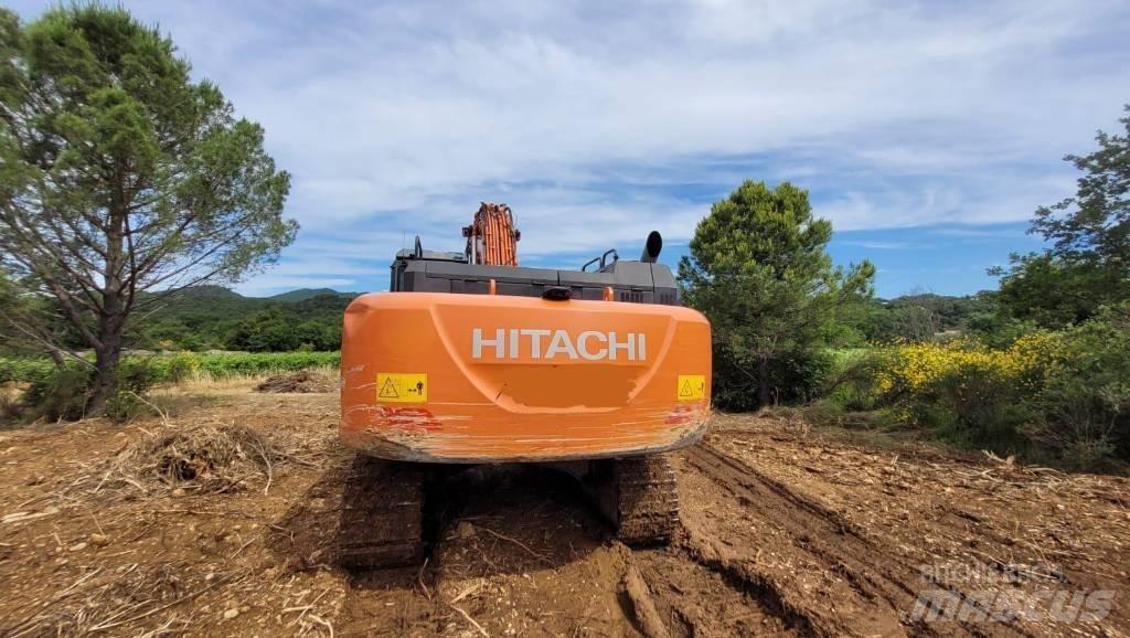 Hitachi ZX350LCN Pásové rýpadlá