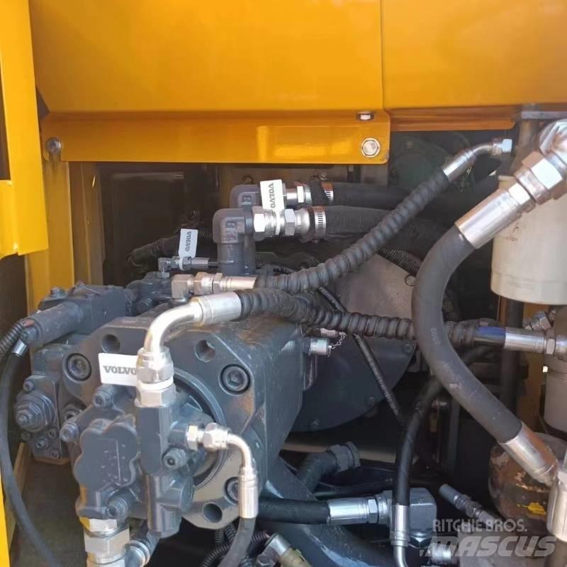 Volvo EC 140 Pásové rýpadlá