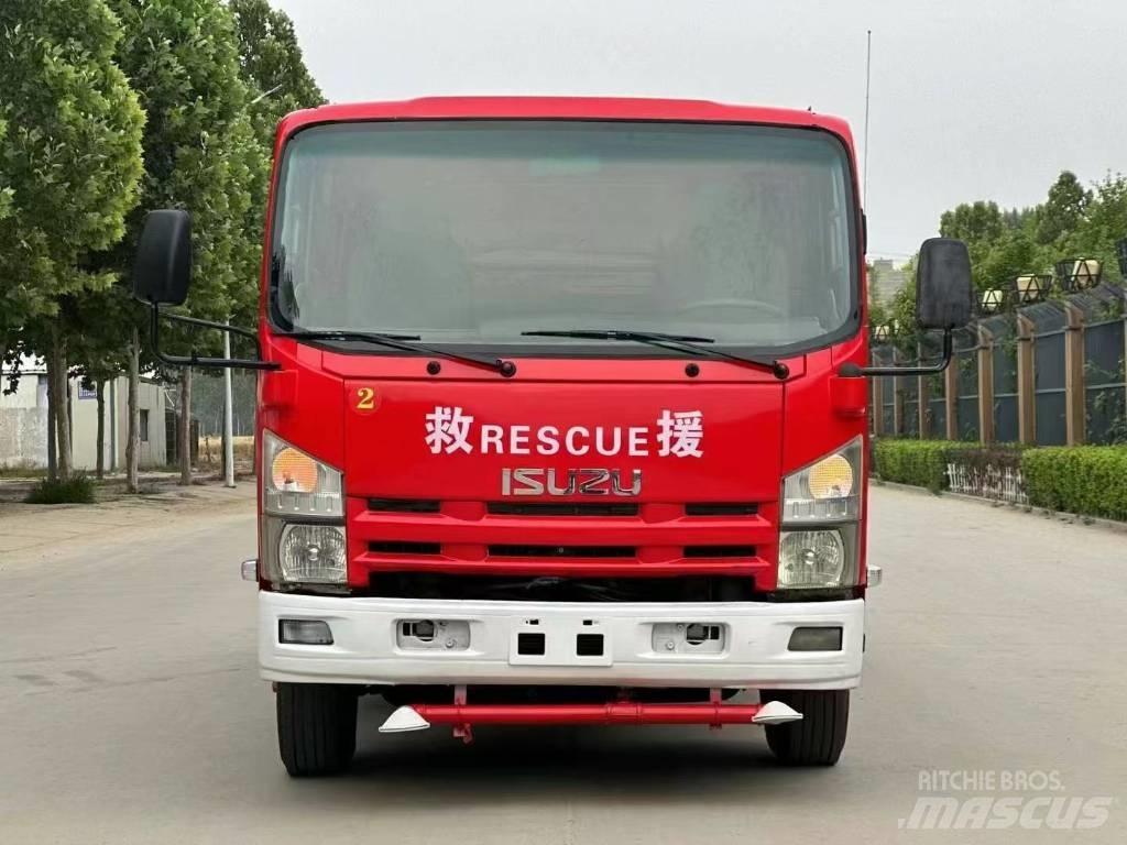 Isuzu ELF Komunálne / Multi-úžitkové vozidlá