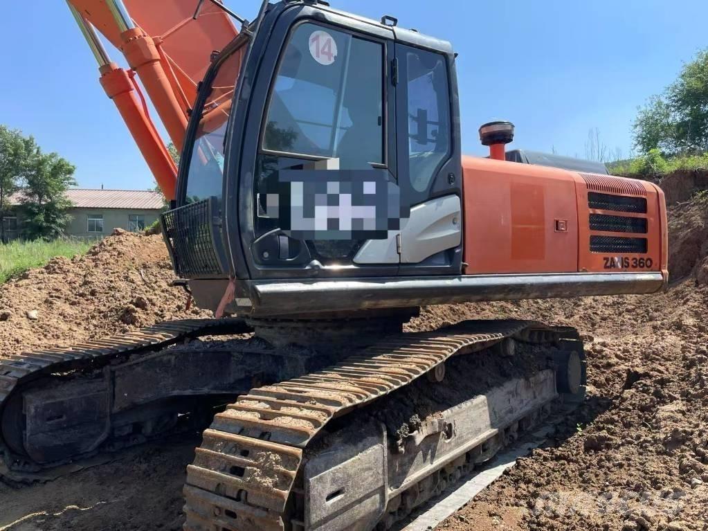 Hitachi ZX 360 Pásové rýpadlá