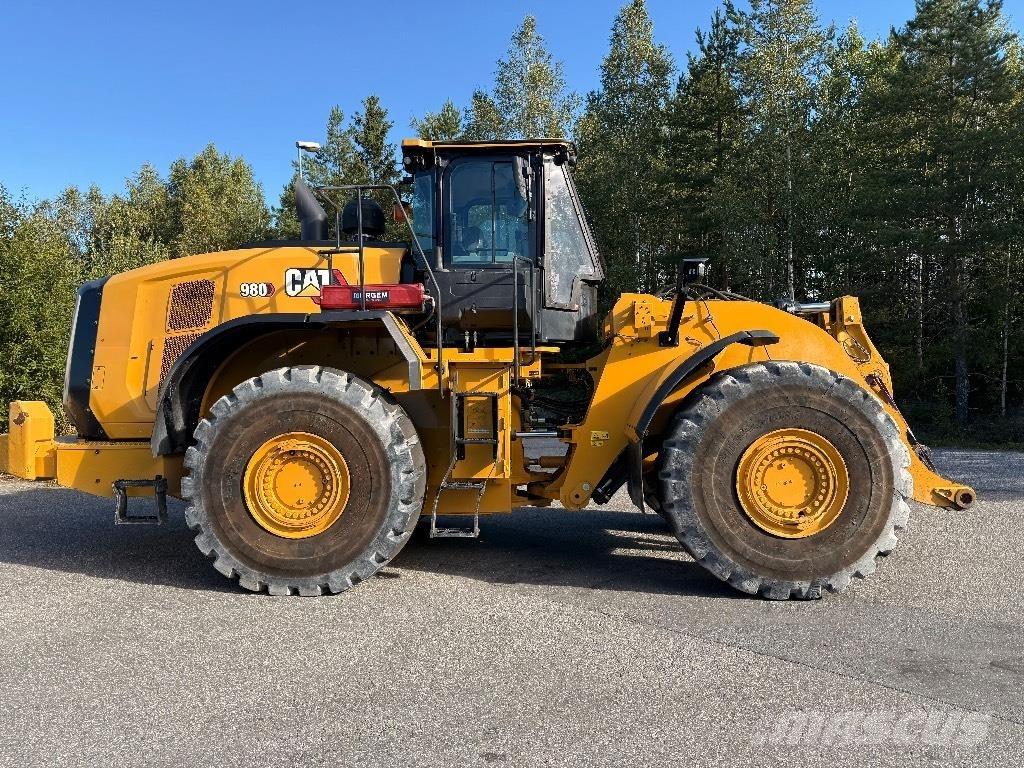 CAT 980 Kolesové nakladače