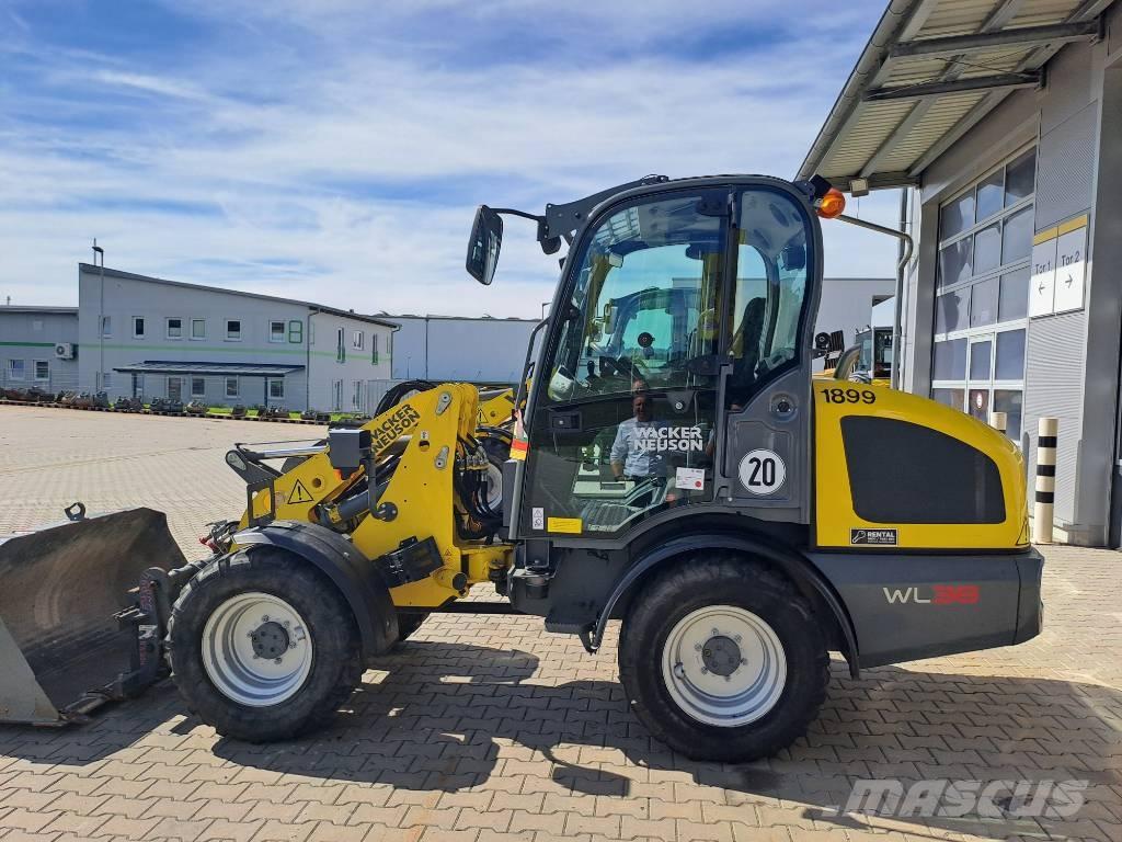 Wacker Neuson WL38 Kolesové nakladače