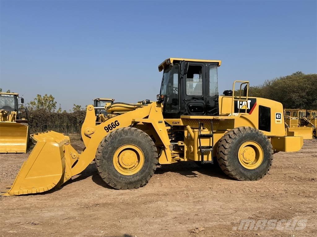 CAT 966G Kolesové nakladače