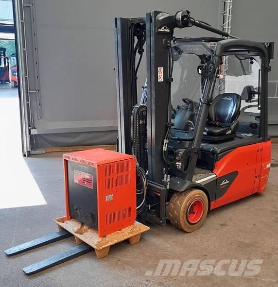Linde E20L-02 Akumulátorové vozíky