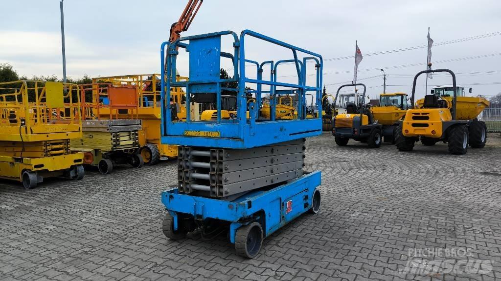 Genie GS 3246 Nožnicové zdvíhacie plošiny