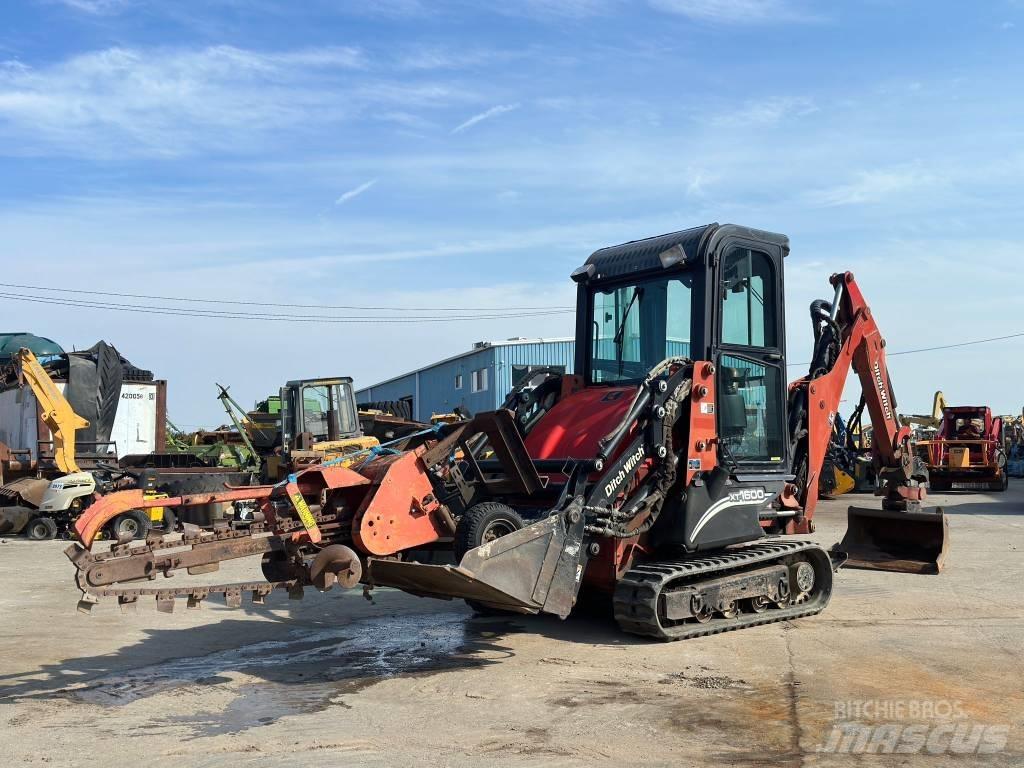 Ditch Witch XT 1600 Rýpadlo-nakladače