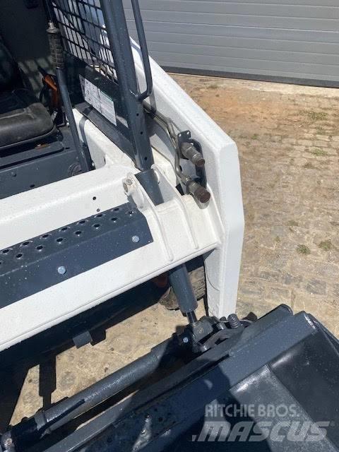 Bobcat S 100 Šmykom riadené nakladače