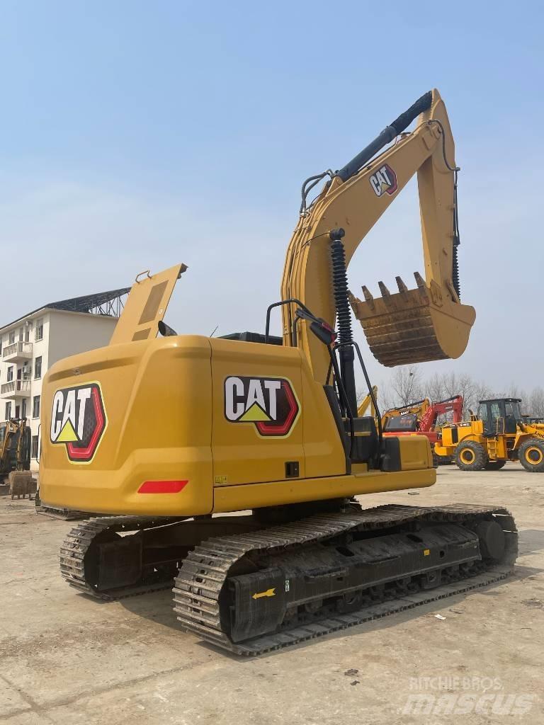 CAT CAT323GC Pásové rýpadlá