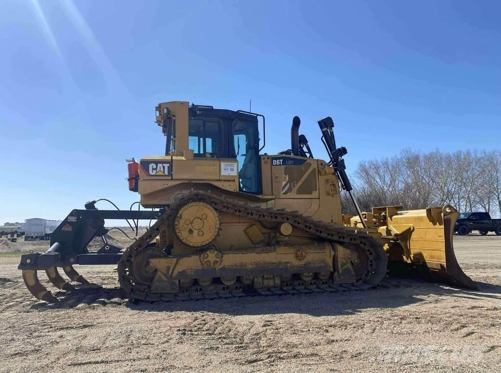 CAT D 6 T LGP Pásové dozéry