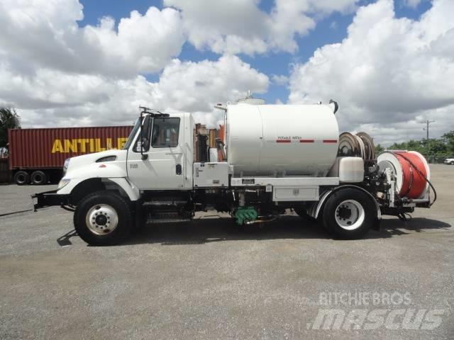 International 7500 Kombinované/Čerpacie cisterny