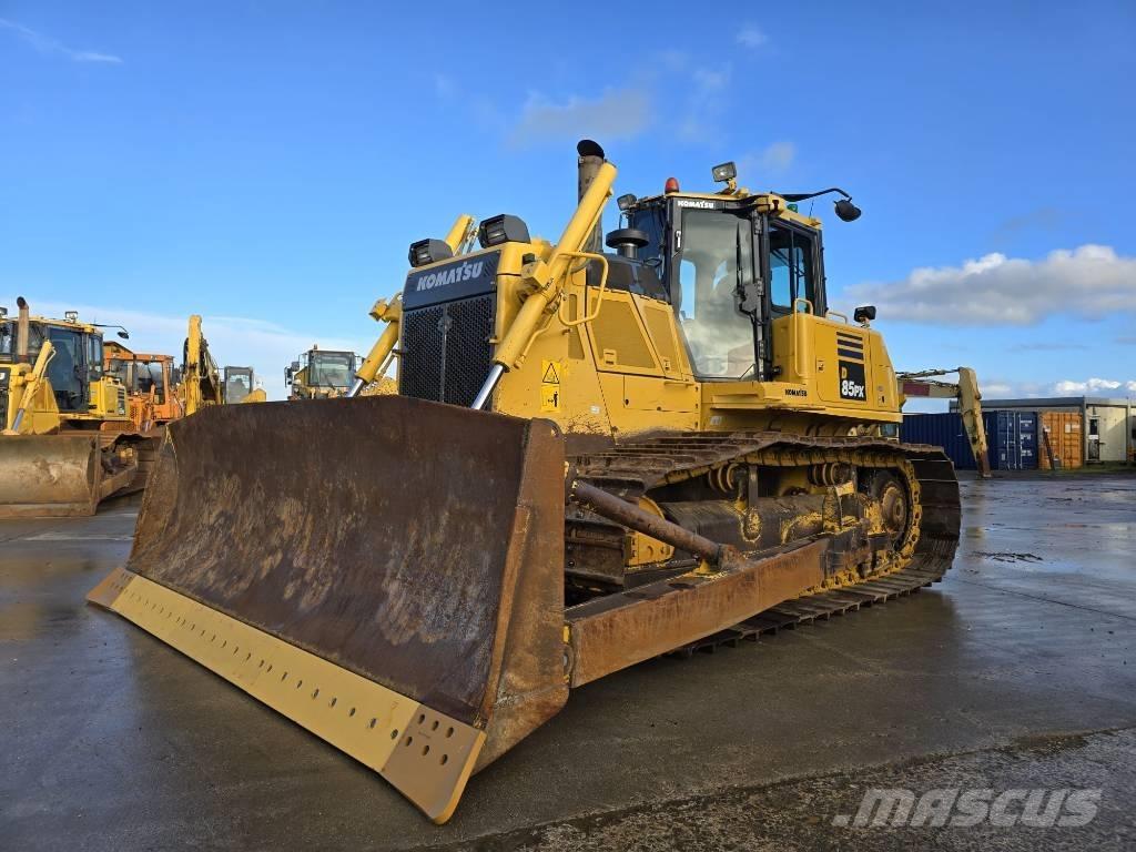 Komatsu D85PX-18 Pásové dozéry
