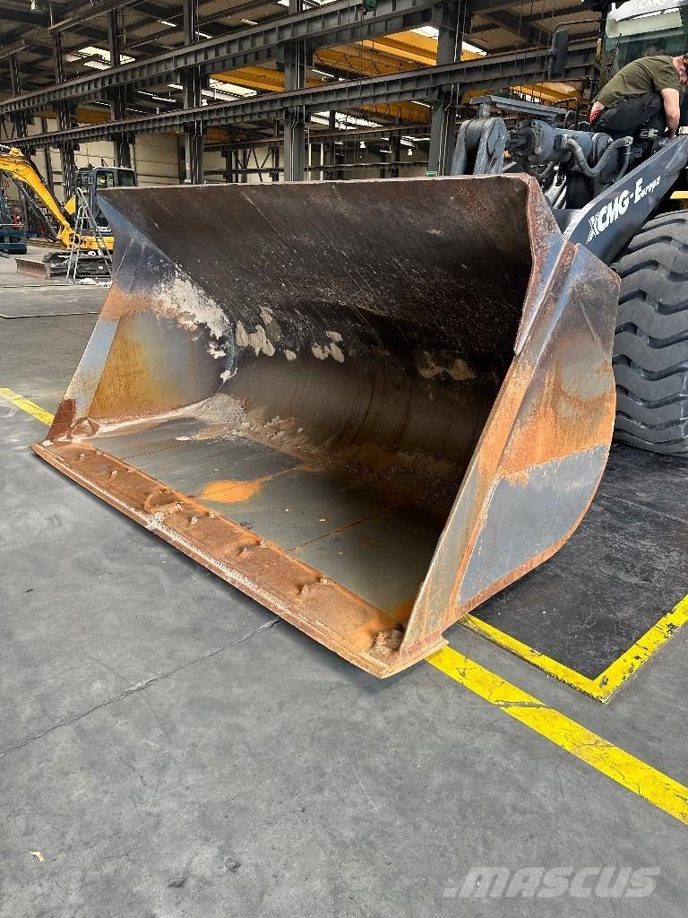 XCMG LW 700 KN Kolesové nakladače