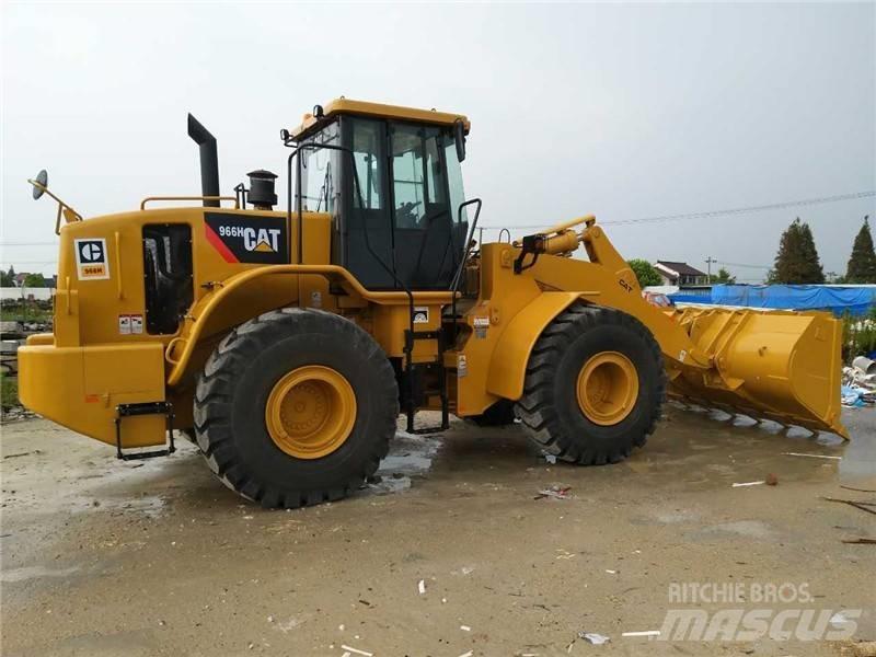 CAT 966H Kolesové nakladače
