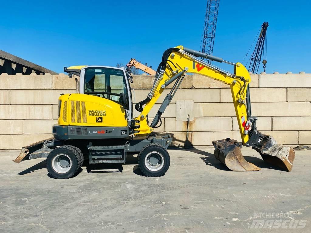 Wacker Neuson EW 65 Kolesové rýpadlá