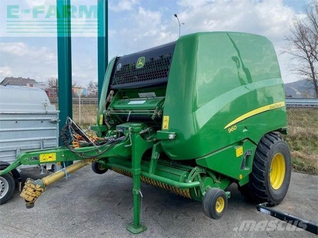 John Deere 960 Lisy na hranaté balíky