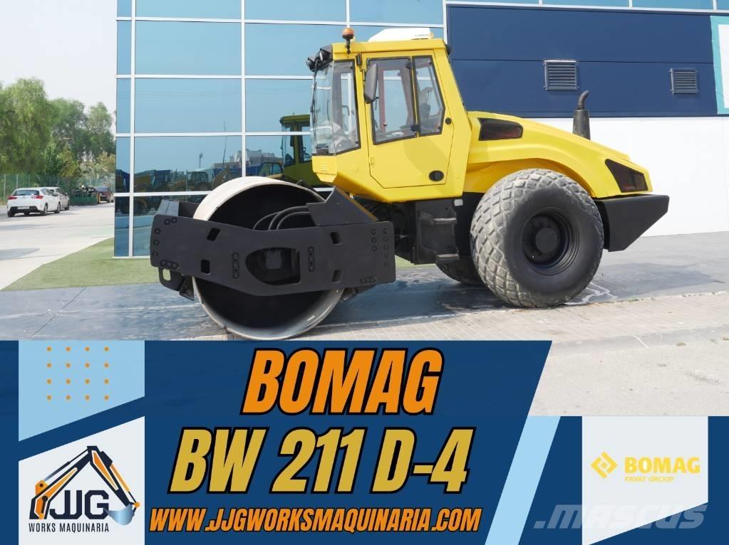 Bomag BW 211 D-4 Tandemové valce