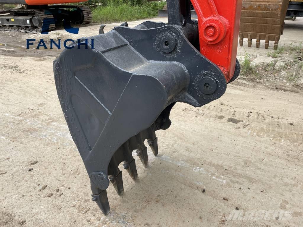 Kubota KX 165 Pásové rýpadlá