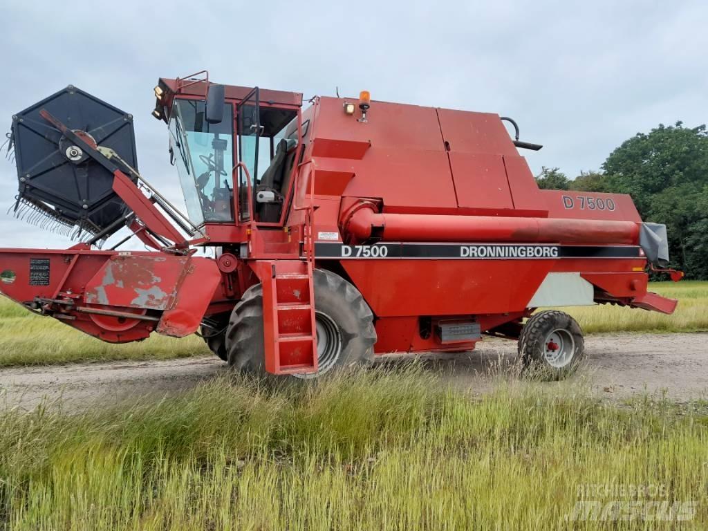 Dronningborg D7500 Kombinované zberacie stroje