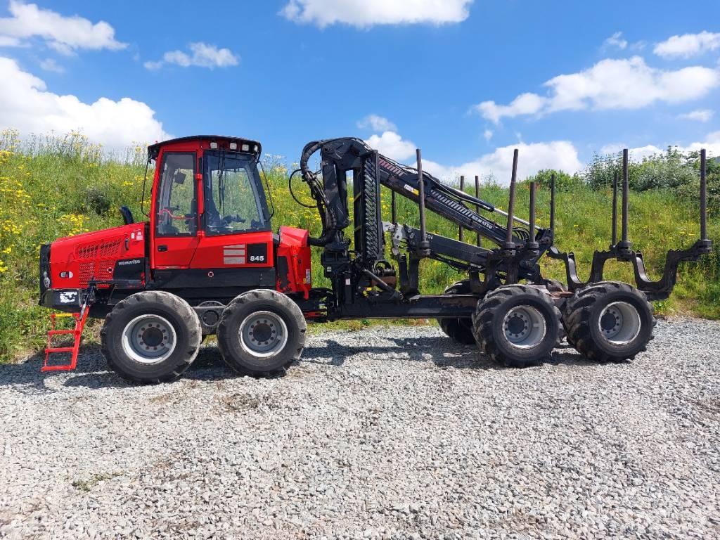 Komatsu 845 Lesné traktory