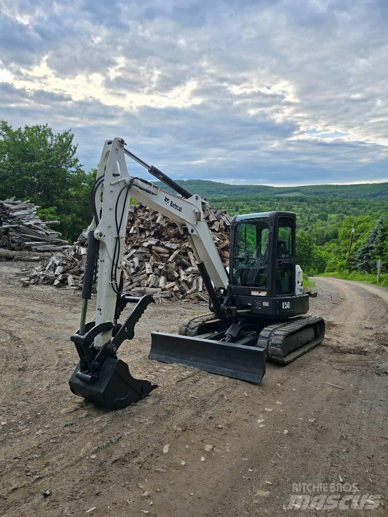 Bobcat E 50 Mini rýpadlá < 7t