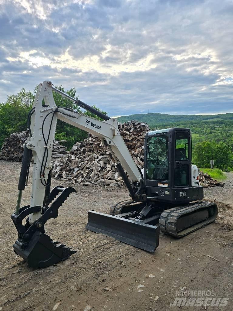 Bobcat E 50 Mini rýpadlá < 7t
