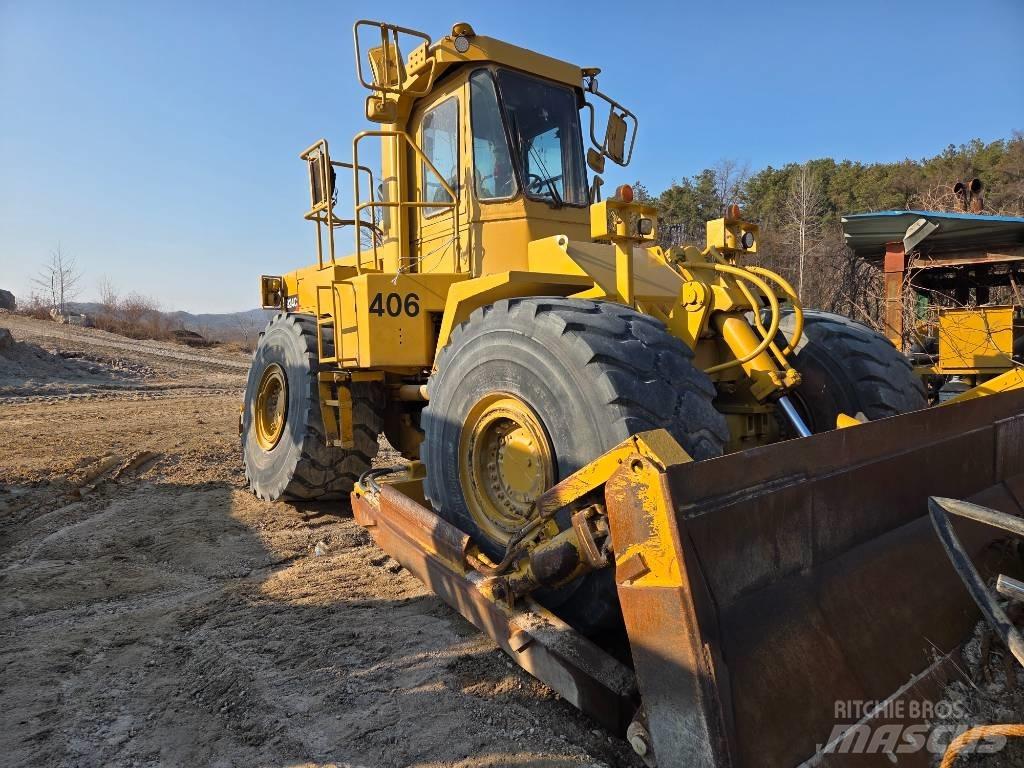 CAT 824c Kolesové dozéry