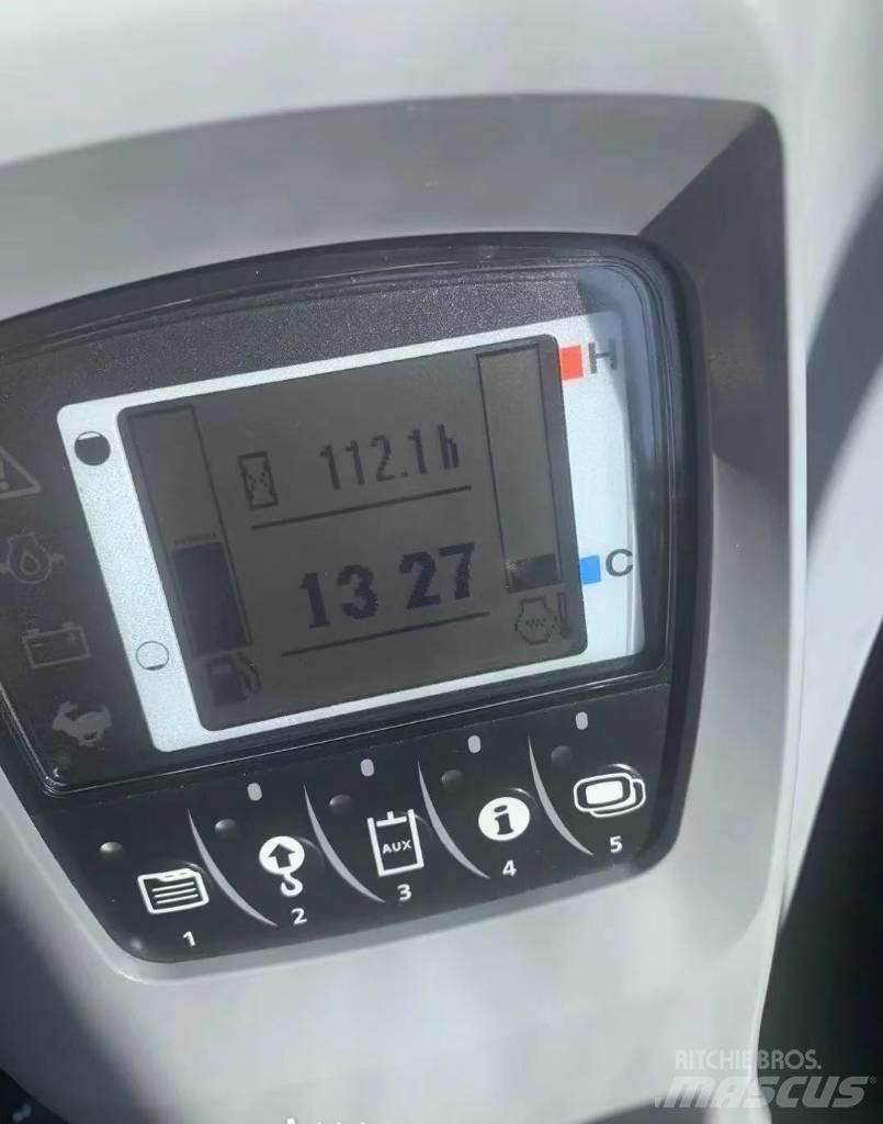 Kubota 163 Pásové rýpadlá