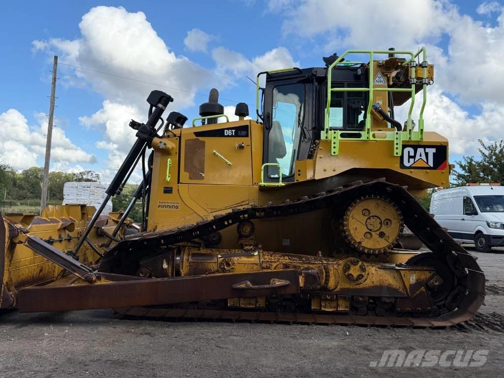 CAT D 6 T LGP Pásové dozéry