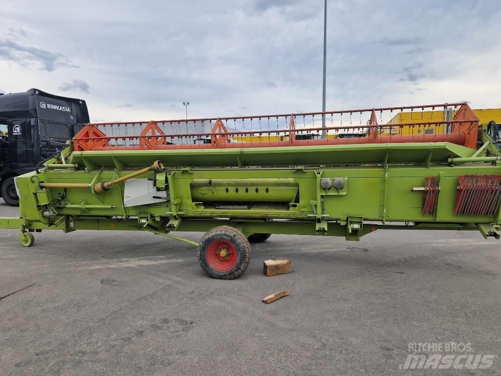 CLAAS Lexion 660 Kombinované zberacie stroje