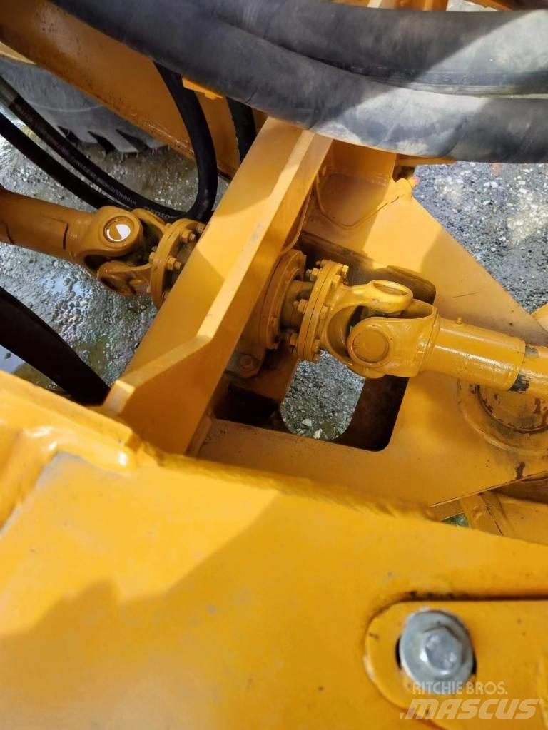 CAT 966 H Kolesové nakladače