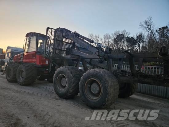 Komatsu 895 Lesné traktory