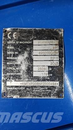 Komatsu 895 Lesné traktory