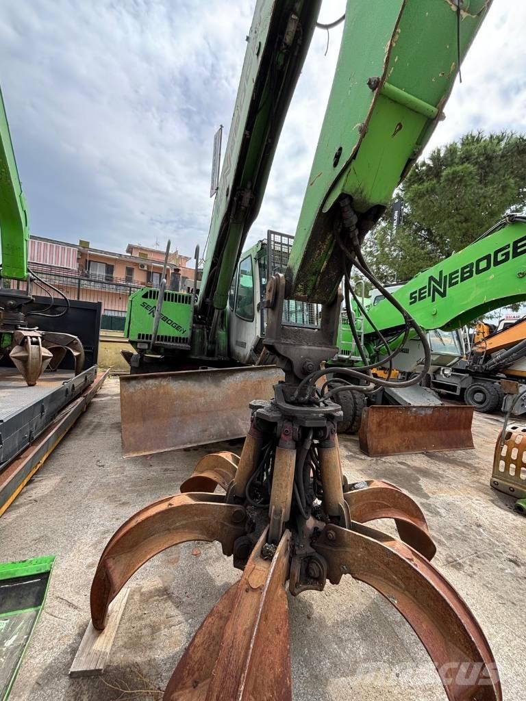 Sennebogen 818 Stroje pre manipuláciu s odpadom