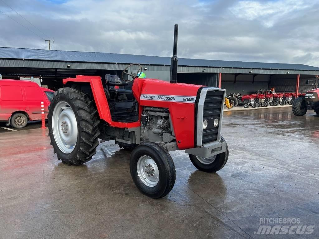 Massey Ferguson 285 Traktory