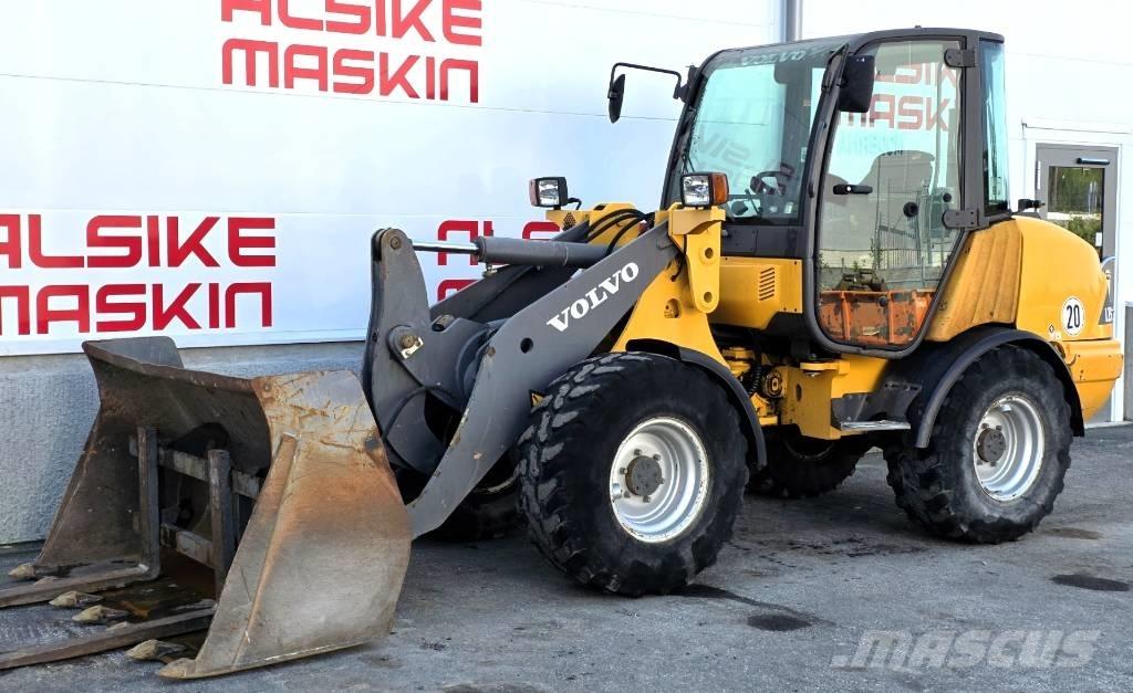 Volvo L 25 B Kolesové nakladače