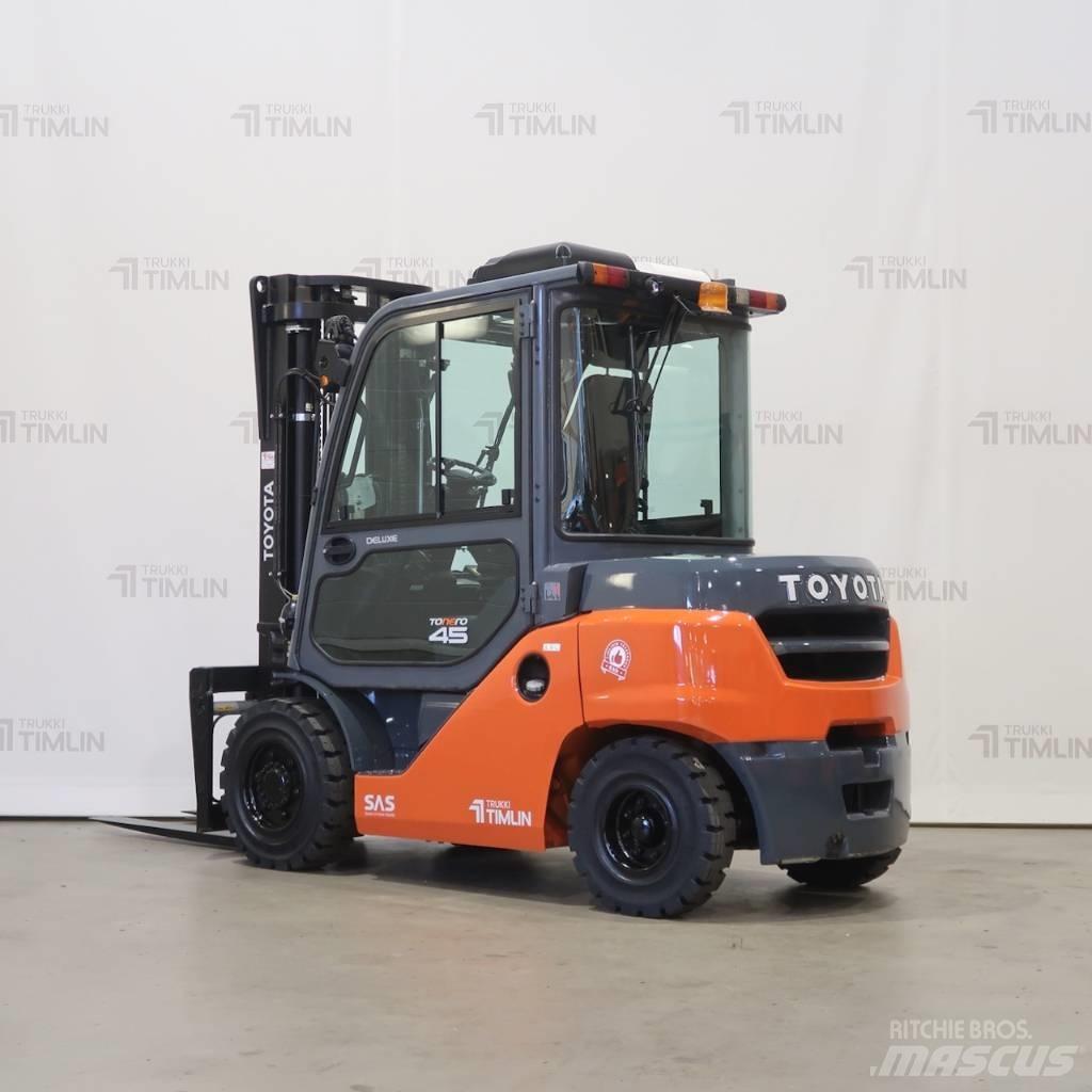 Toyota 40-8FD40N Dieselové vozíky