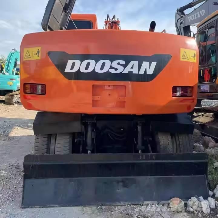 Doosan DX150W-9C Kolesové rýpadlá