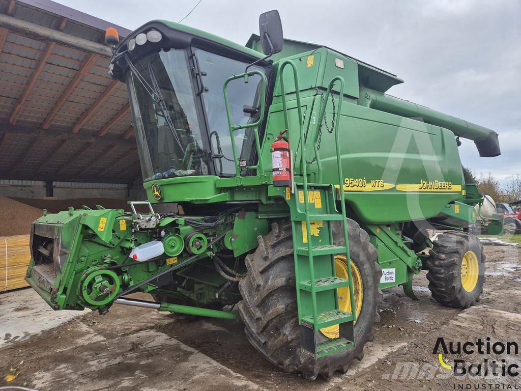 John Deere 9540 Kombinované zberacie stroje