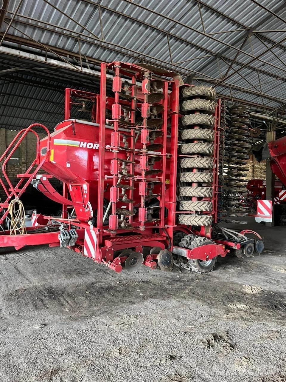Horsch Pronto 9 DC Mechanické sejačky