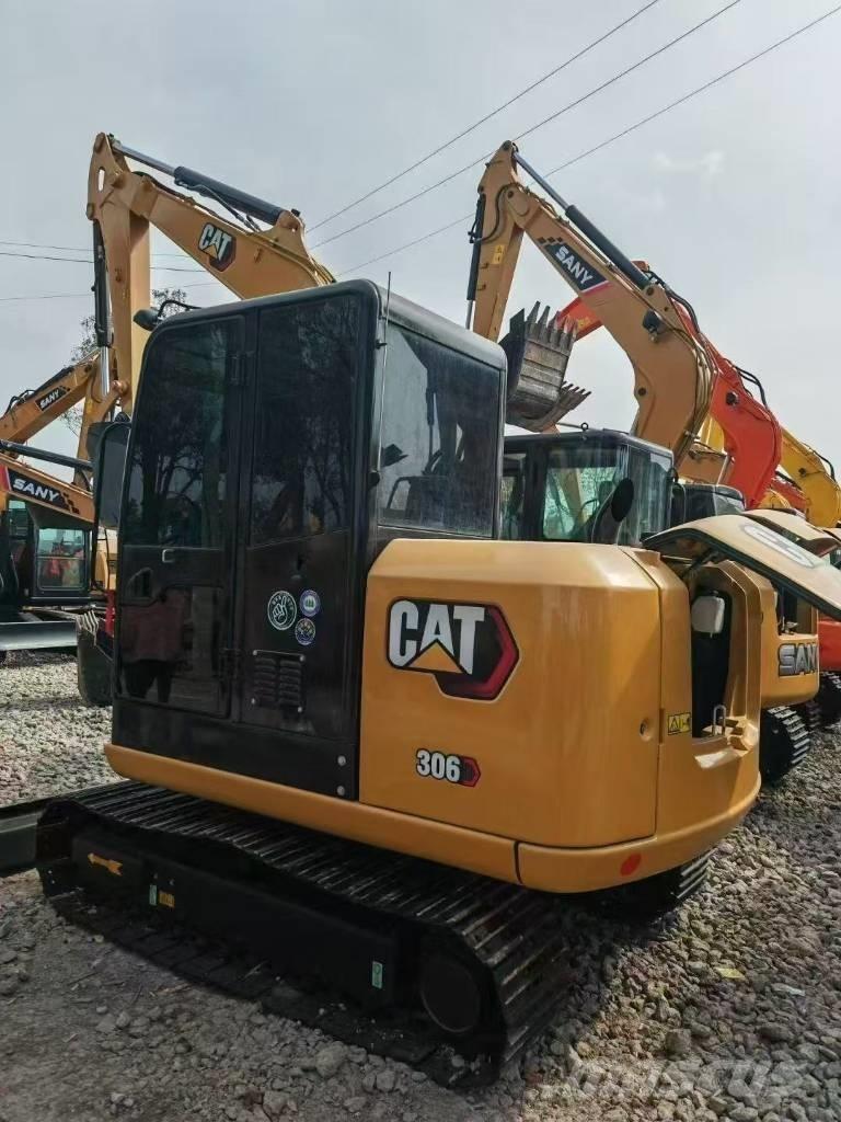 CAT 306E Pásové rýpadlá