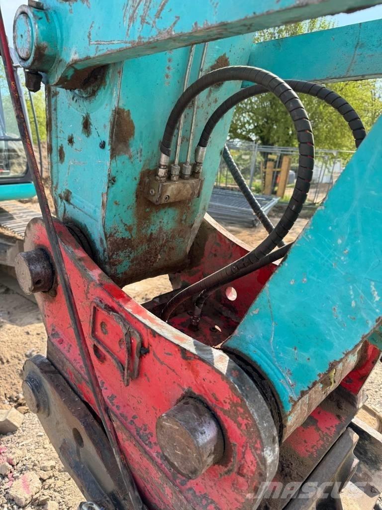 Kobelco SK260NLC-9 Pásové rýpadlá