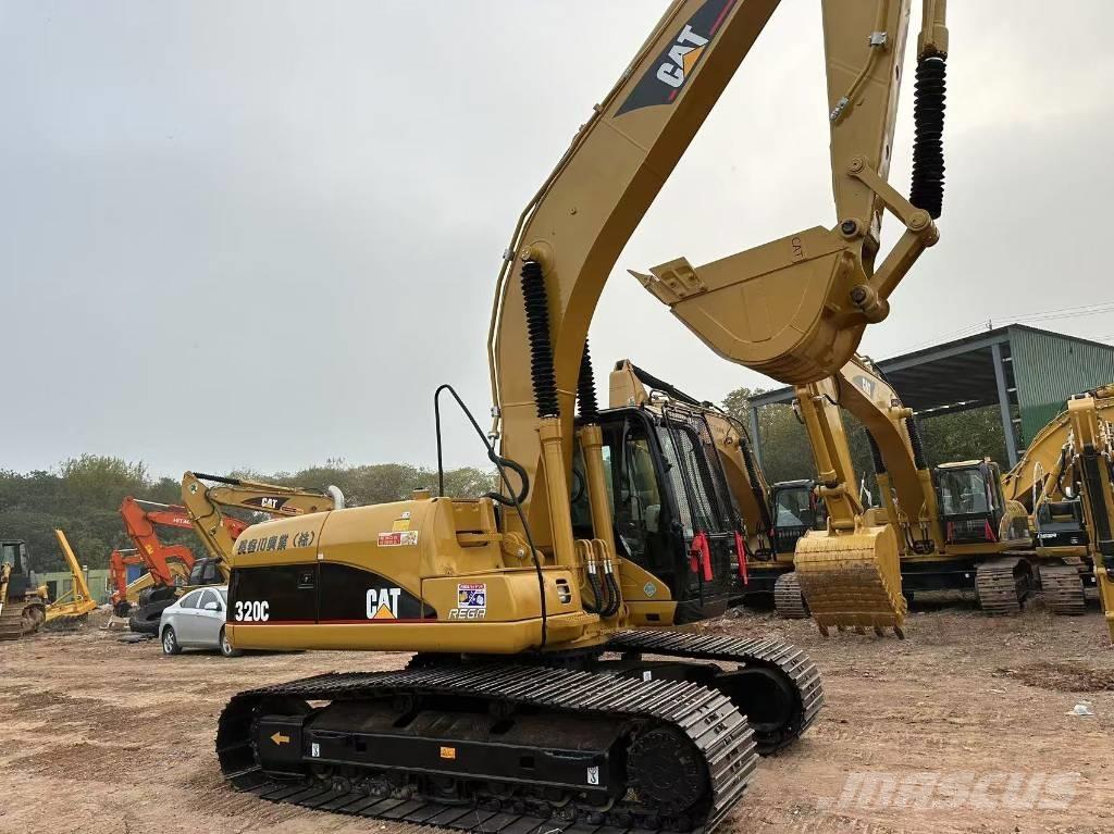 CAT 320C Pásové rýpadlá