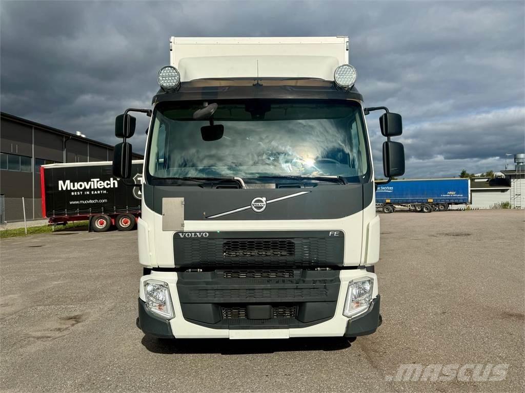 Volvo FE320 4x2 Skriňová nadstavba