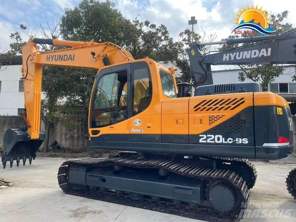 Hyundai R220LC-9S Kolesové rýpadlá