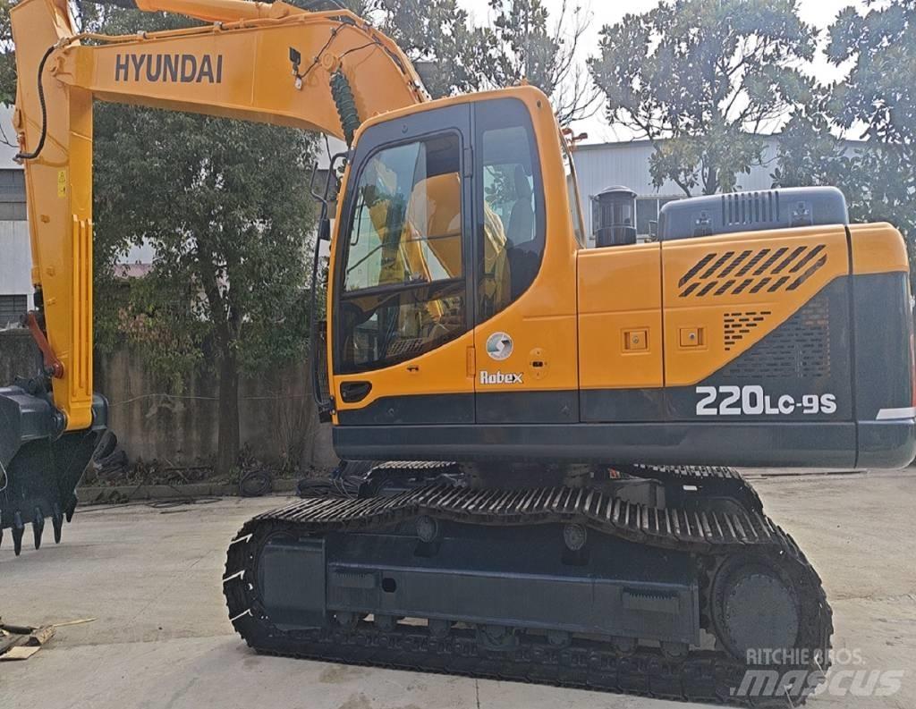 Hyundai R220LC-9S Kolesové rýpadlá
